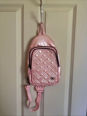 LUG - Scurry Sling Bag